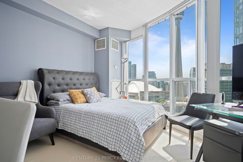 3101-8 York St, Toronto, ON, M5J2Y2 | Card Image