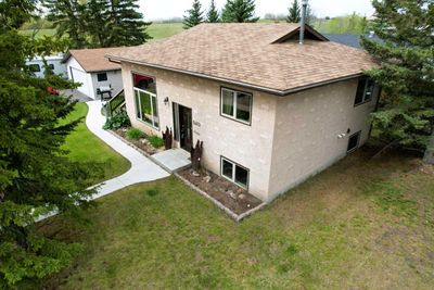 5403 49 Ave, House other with 4 bedrooms, 2 bathrooms and 4 parking in Alix AB | Image 2