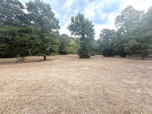 121 Ranch Rd, Saddlebrooke, MO, 65630-3067 | Card Image