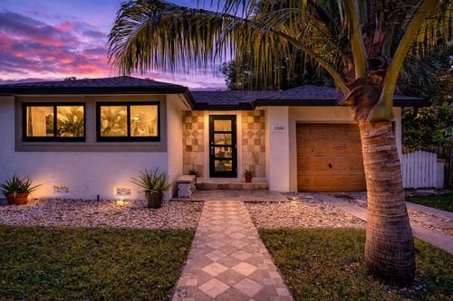 3208 Beacon St, Pompano Beach, FL, 33062-1208 | Card Image