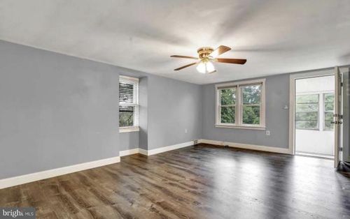 924 Bellevue Ave, Penndel, PA, 19047-5590 | Card Image
