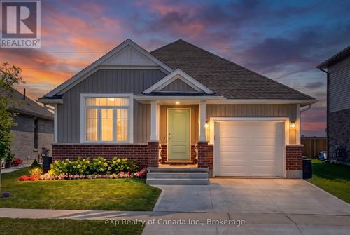 23 Evylean Crt, St Thomas, ON, N5R0P6 | Card Image