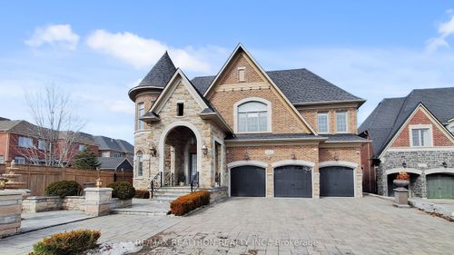 16 Rinas Ave, Markham, ON, L6C0N7 | Card Image