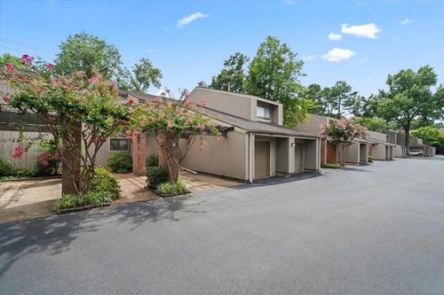 803-4787 Towering Oaks Dr, Memphis, TN, 38117 | Card Image