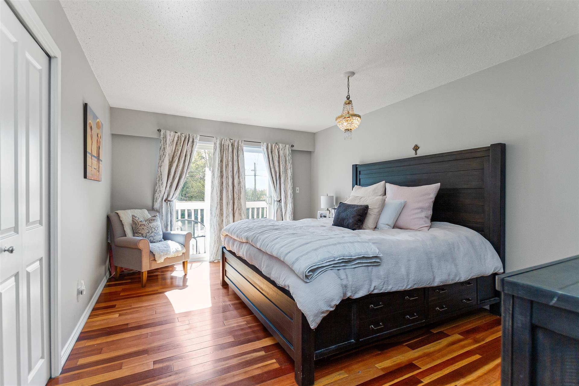 1695 Brunette Avenue, House other with 4 bedrooms, 2 bathrooms and 5 parking in Coquitlam BC | Image 13