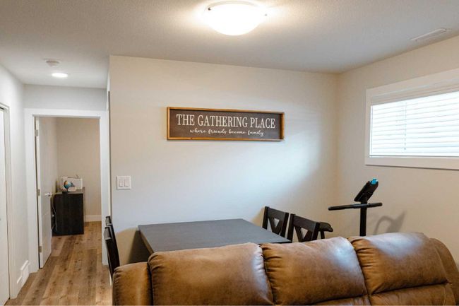945 Miners Boulevard W, Home with 4 bedrooms, 3 bathrooms and 2 parking in Lethbridge AB | Image 33