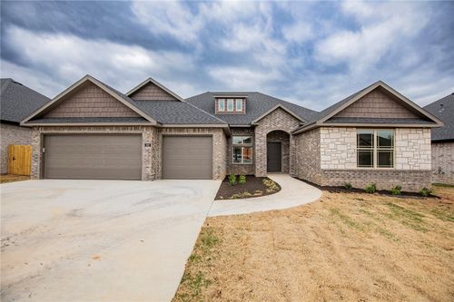 302 Doral Dr, Cave Springs, AR, 72718-5041 | Card Image