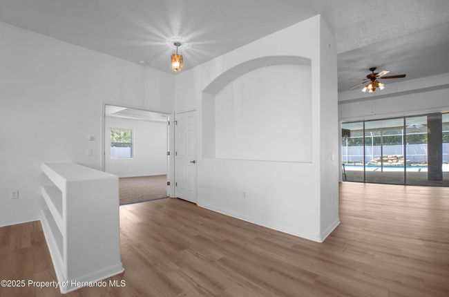 7285 Nightwalker Rd, House other with 4 bedrooms, 3 bathrooms and null parking in WEEKI WACHEE FL | Image 8