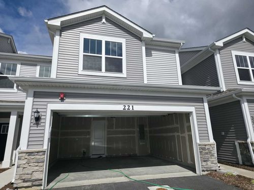 221 Cooney Way, Oswego, IL, 60543-1166 | Card Image