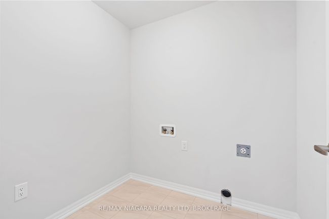 154 Hillcrest Rd, House other with 4 bedrooms, 3 bathrooms and 2 parking in Port Colborne ON | Image 21