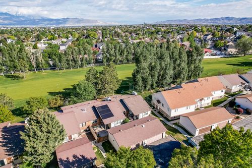 4513 W Saint Andrews Dr, South Jordan, UT, 84009-9755 | Card Image