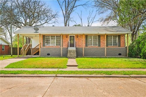 2004 Roanoke St, Alexandria, LA, 71301-3346 | Card Image