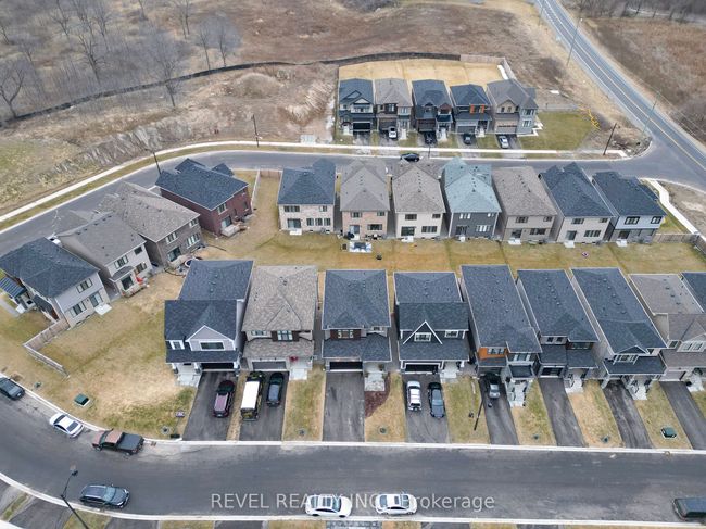 63 Santos Dr, House other with 3 bedrooms, 3 bathrooms and 2 parking in Caledonia ON | Image 33