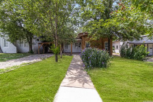 1434 Hicks Ave, San Antonio, TX, 78210-4204 | Card Image