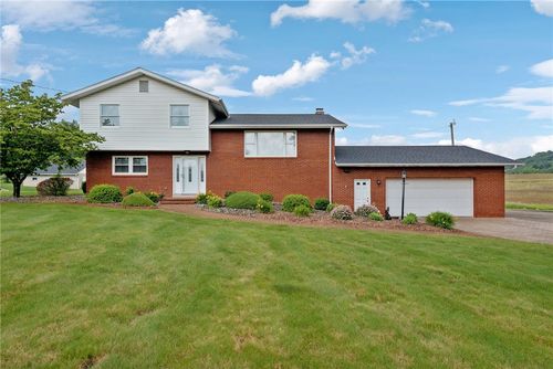 207 State Park Rd, New Alexandria, PA, 15670-3503 | Card Image