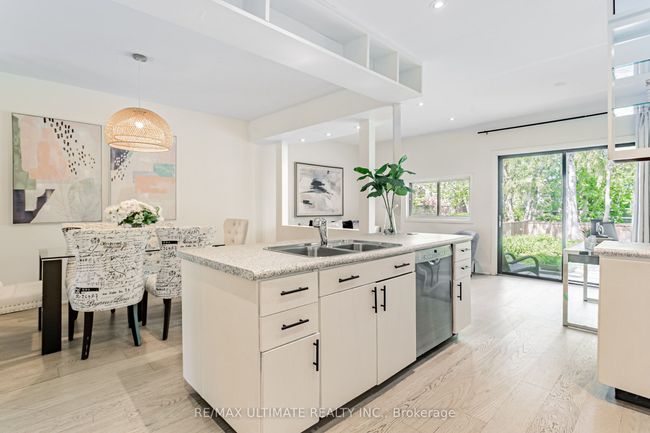 275 Kenilworth Ave, House other with 4 bedrooms, 2 bathrooms and 1 parking in Toronto ON | Image 27