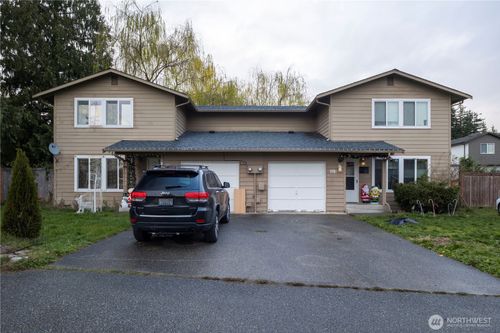 10425 Holly Dr, Everett, WA, 98204-3613 | Card Image