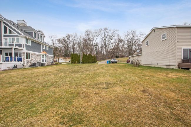 997 Sherbrooke St, Home with 3 bedrooms, 1 bathrooms and null parking in Commerce Twp MI | Image 7