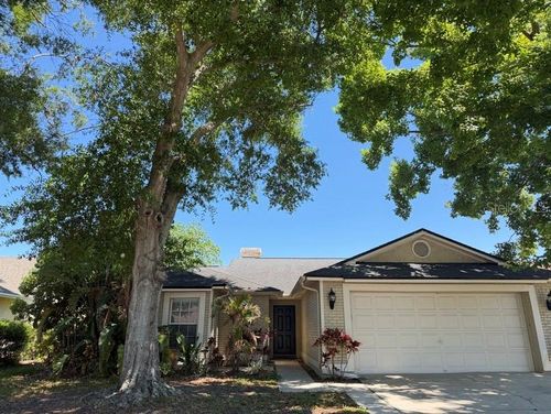 8753 Hampden Dr, TAMPA, FL, 33626-2934 | Card Image