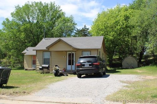 416 N Franklin Ave, Sand Springs, OK, 74063-6763 | Card Image