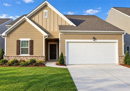 91 Carnaby St, Winder, GA, 30680-4375 | Card Image