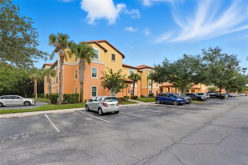 apt-4208-5459 Vineland Rd, ORLANDO, FL, 32811-7661 | Card Image