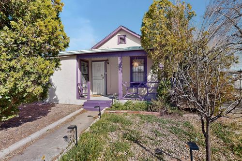 1204 Edith Blvd Se, Albuquerque, NM, 87102-4488 | Card Image