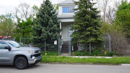 4041 Dodge St, Hamtramck, MI, 48211-1540 | Card Image