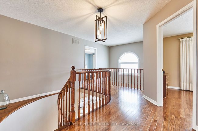 1945 Rosebank Rd, House other with 4 bedrooms, 3 bathrooms and 4 parking in Pickering ON | Image 22