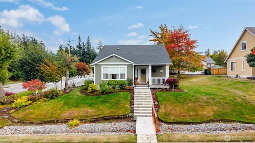 2201 24th St, Anacortes, WA, 98221-2478 | Card Image