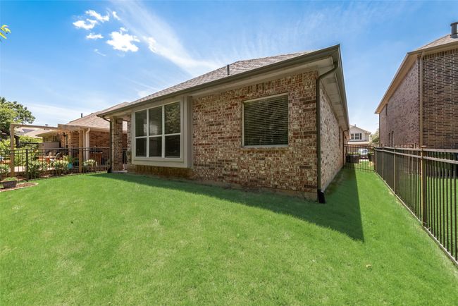 324 Kirby Dr, House other with 4 bedrooms, 3 bathrooms and null parking in Lantana TX | Image 26