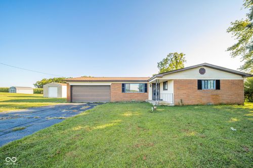 1517 E 800 N, Alexandria, IN, 46001-8851 | Card Image