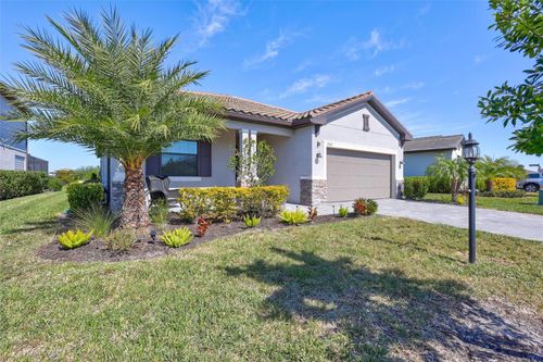 15531 Islandwalk Ave, BRADENTON, FL, 34211-1433 | Card Image