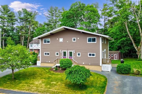 3 Robinlea Cir, Woburn, MA, 01801-1222 | Card Image