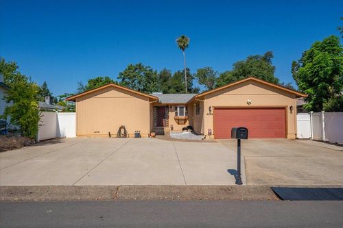 3594 Echo Rd, Redding, CA, 96002-2915 | Card Image