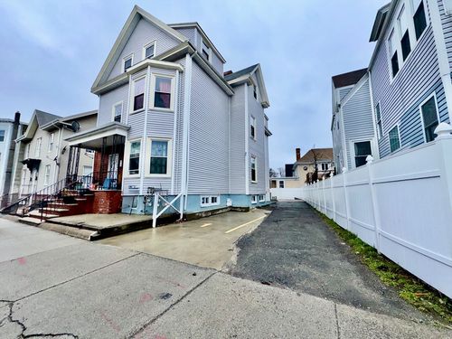 493 Summer St, Lynn, MA, 01905-3601 | Card Image