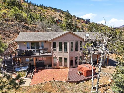 745 Scrub Oak Rd, Manitou Springs, CO, 80829-2562 | Card Image