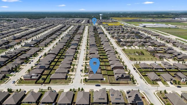 400 Saddle Club Way, House other with 4 bedrooms, 2 bathrooms and null parking in Princeton TX | Image 34
