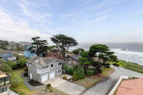20 Madrone Ave, Moss Beach, CA, 94038-9747 | Card Image