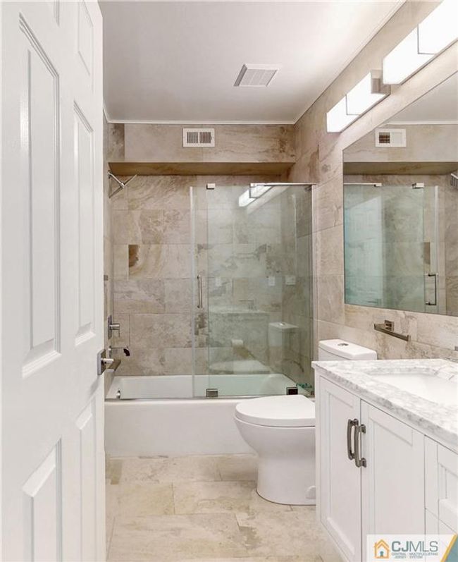 1 - 1401 Commons At Kingswood Dr, Townhouse with 2 bedrooms, 2 bathrooms and null parking in East Brunswick NJ | Image 14