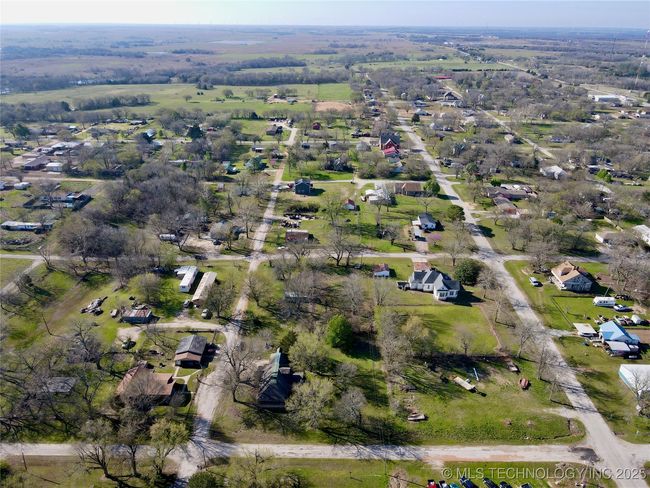 HOME IS BEING SOLD AS-IS/WHERE-IS AND DOES NOT HAVE UTILITIES TURNED ON | Image 42