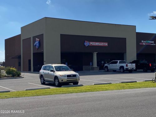 a-2018 Chemin Metairie Pkwy, Youngsville, LA, 70592-6799 | Card Image