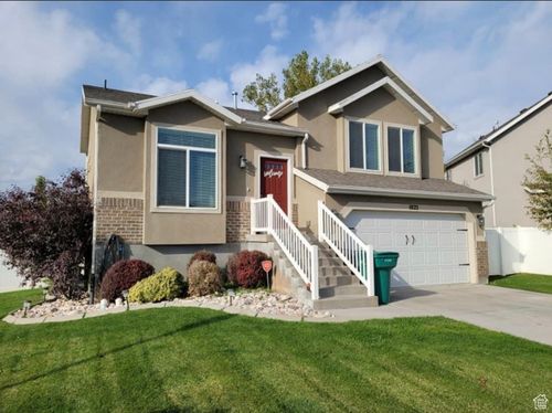 1822 S Chris Cir, Clearfield, UT, 84015-6290 | Card Image