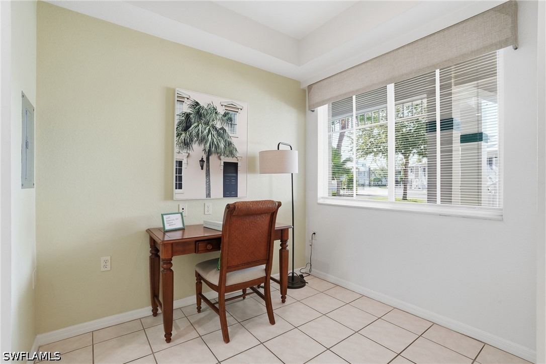 Residential in Naples 4
