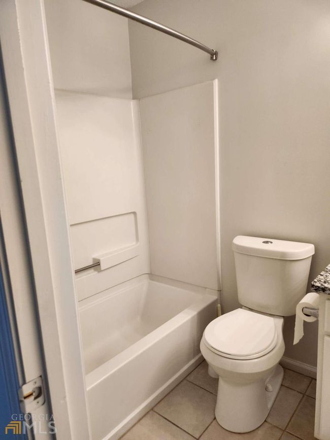 3752 Berkeley Xing, Townhouse with 2 bedrooms, 3 bathrooms and 2 parking in Duluth GA | Image 8