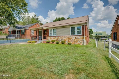 513 Bellvue Ave, Kingsport, TN, 37660-3102 | Card Image