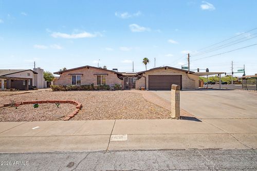 4001 E Hancock Drive, Phoenix, AZ, 85028 | Card Image