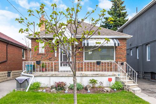 47 St Hubert Ave, East York, ON, M4J3Z2 | Card Image