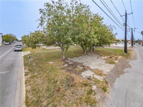 1201 Fresno Ave, McAllen, TX, 78501-4938 | Card Image