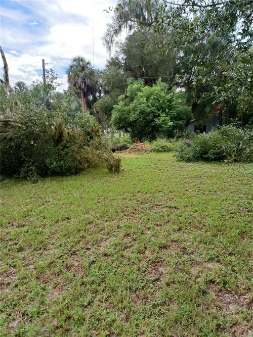 415 W Blue Springs Ave, Orange City, FL, 32763-6515 | Card Image